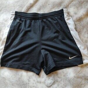 Nike vintage shorts Size Medium